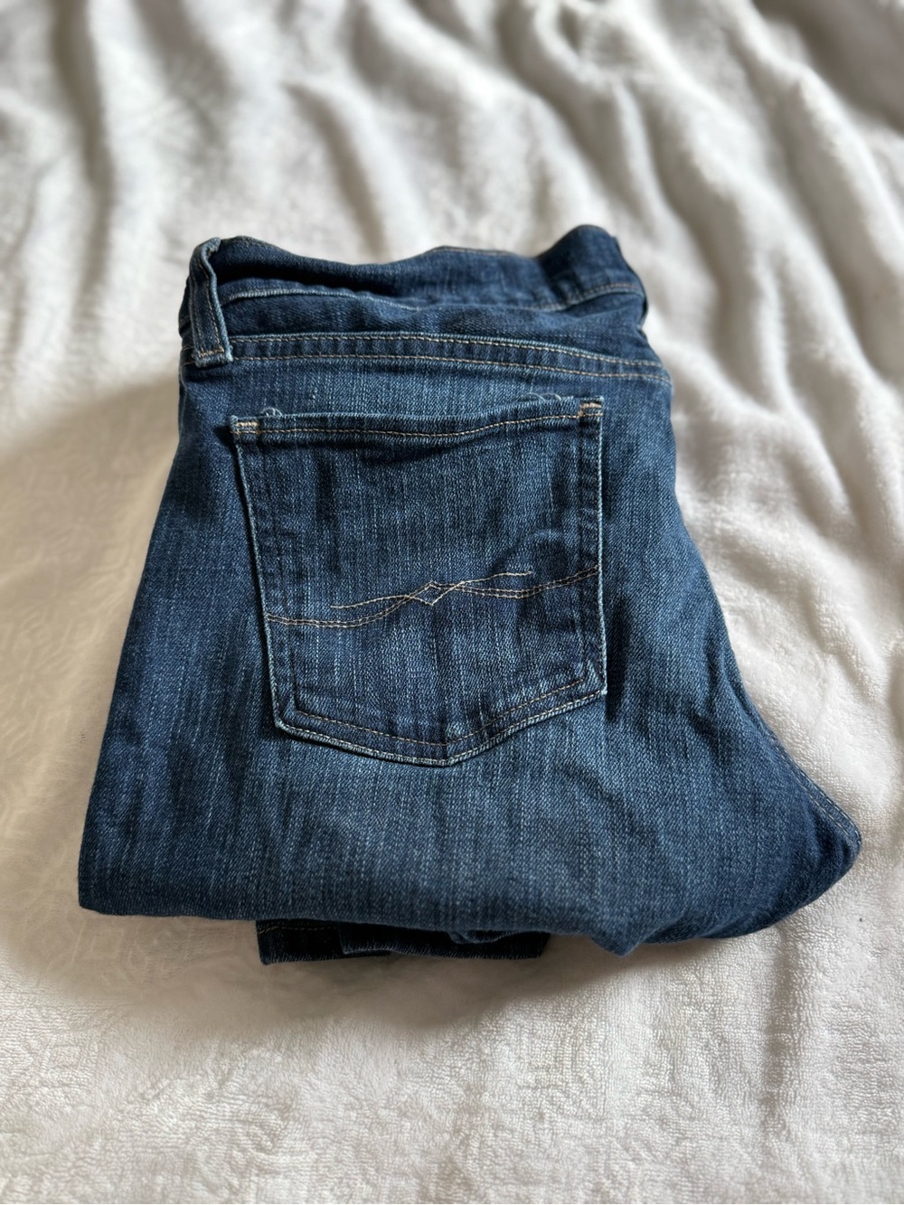 Lucky Brand Women's Dark Blue Denim Jeans